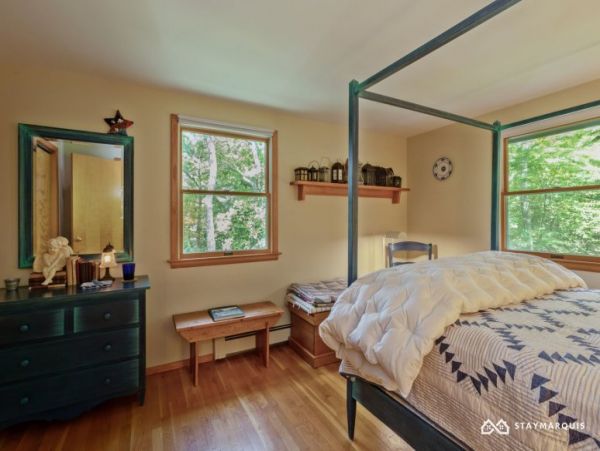 Hamptons Home 1020371