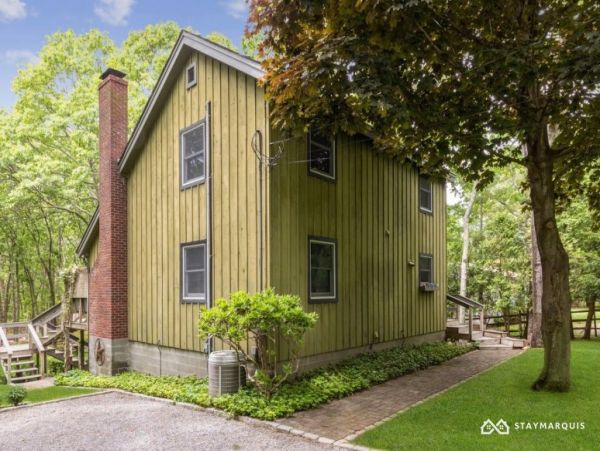 Hamptons Home 1020371