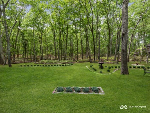 Hamptons Home 1020371