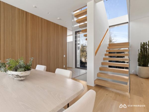 Hamptons Home 1020372