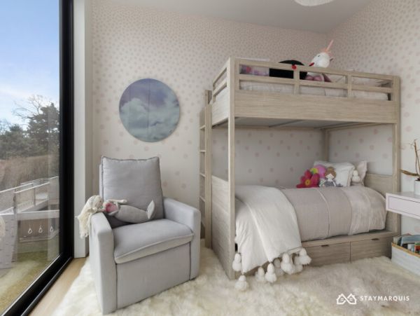 Hamptons Home 1020372