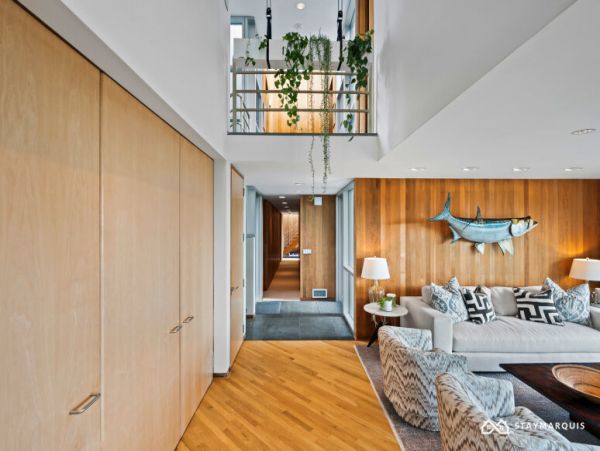 Hamptons Home 1020373