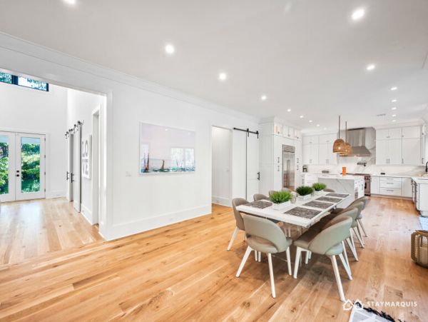 Hamptons Home 1020374