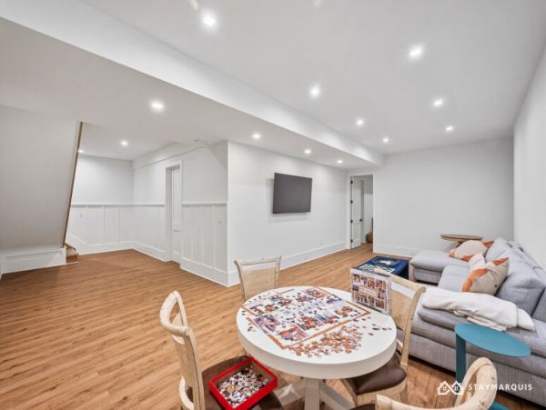 Hamptons Home 1020374