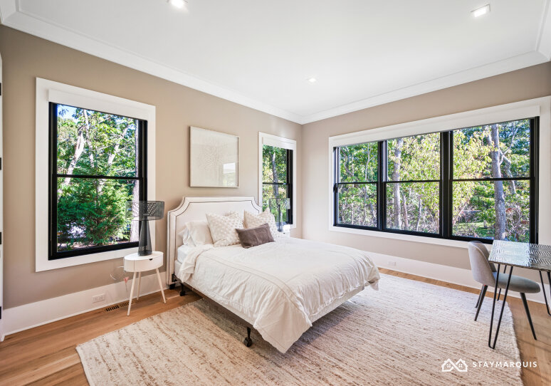 Hamptons Home 1020374