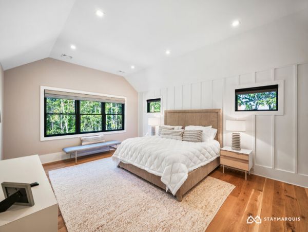 Hamptons Home 1020374