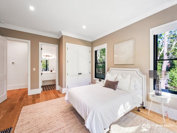 Hamptons Home 1020374
