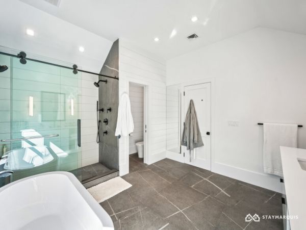 Hamptons Home 1020374