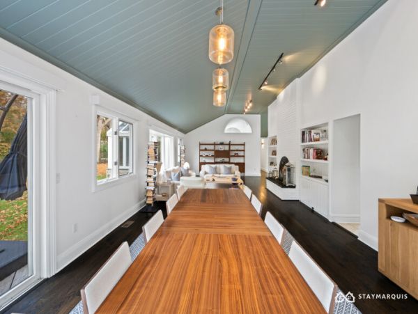 Hamptons Home 1020375