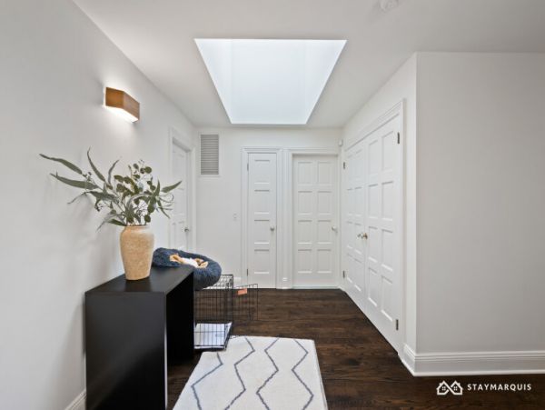 Hamptons Home 1020375
