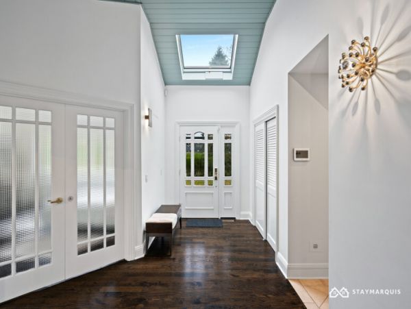 Hamptons Home 1020375
