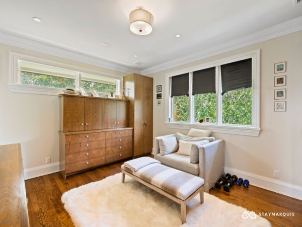 Hamptons Home 1020376