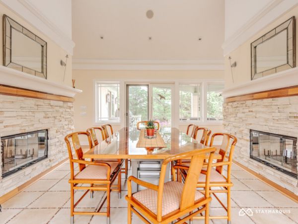 Hamptons Home 1020377