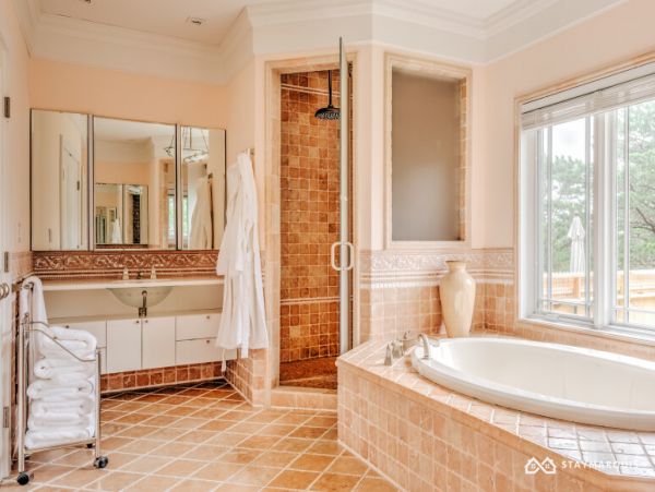 Hamptons Home 1020377