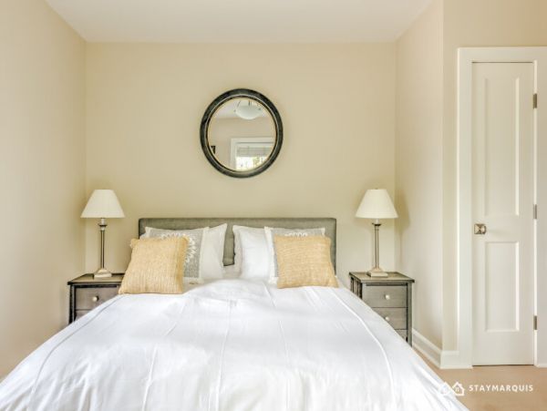 Hamptons Home 1020377