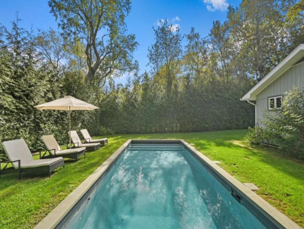 East Hampton Luxury Vacation Home Pool