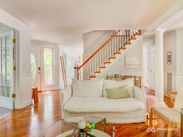 Hamptons Home 1020379