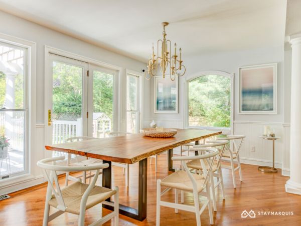 Hamptons Home 1020379