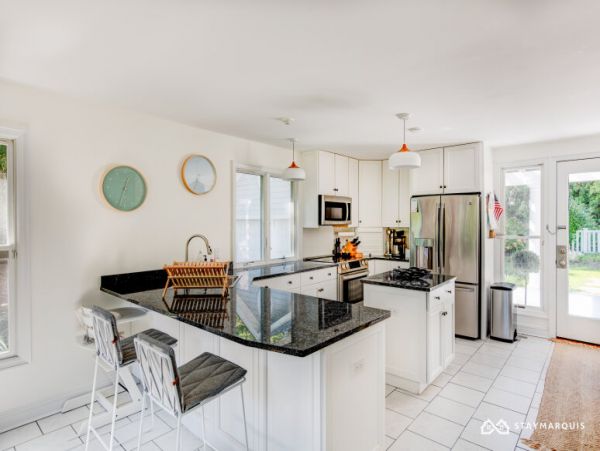 Hamptons Home 1020379