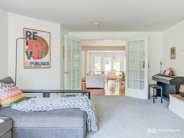 Hamptons Home 1020379