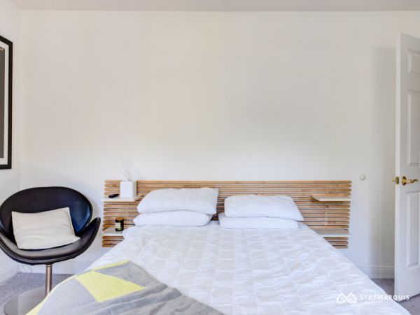 Hamptons Home 1020379