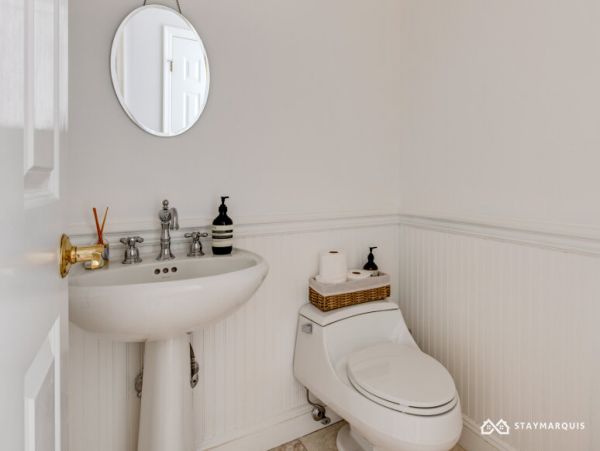 Hamptons Home 1020379