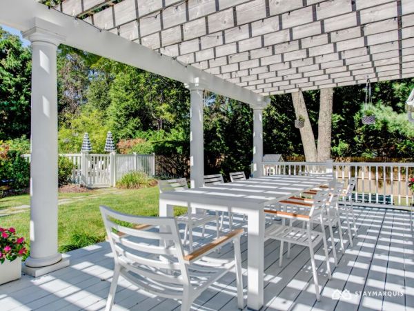 Hamptons Home 1020379
