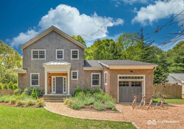Hamptons Home 1020380