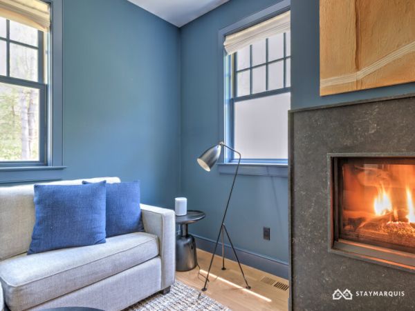 Hamptons Home 1020380