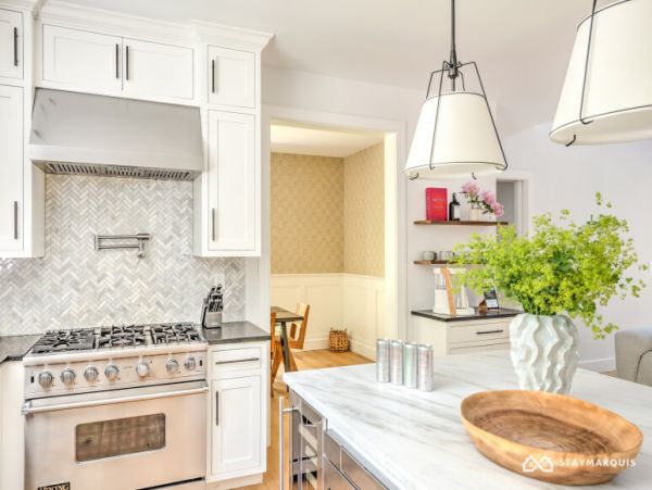Hamptons Home 1020380