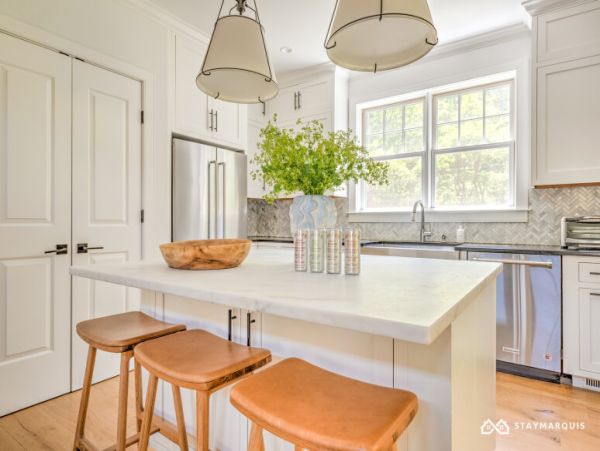 Hamptons Home 1020380