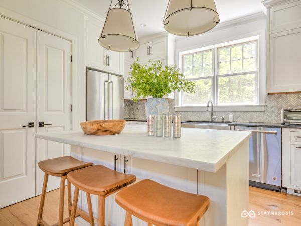Hamptons Home 1020380