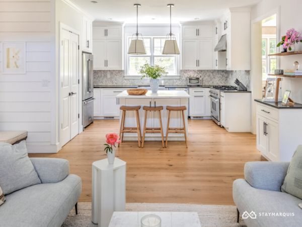 Hamptons Home 1020380