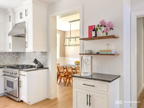 Hamptons Home 1020380