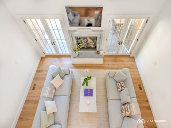 Hamptons Home 1020380