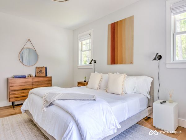 Hamptons Home 1020380