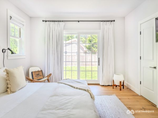Hamptons Home 1020380