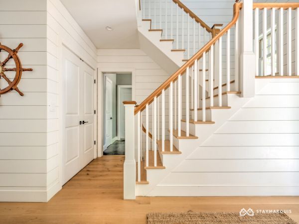 Hamptons Home 1020380