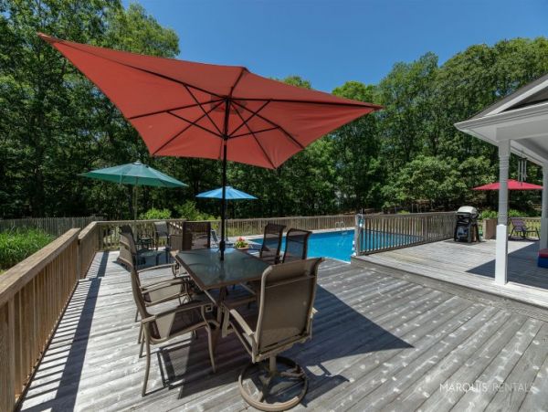 Hamptons Home 1020381