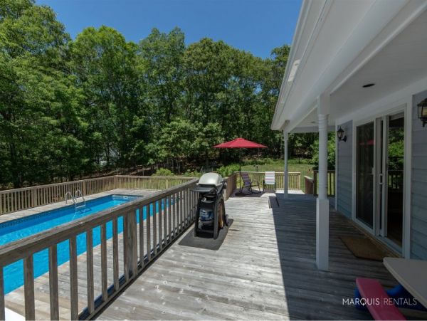 Hamptons Home 1020381