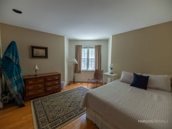 Hamptons Home 1020381