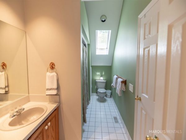 Hamptons Home 1020381
