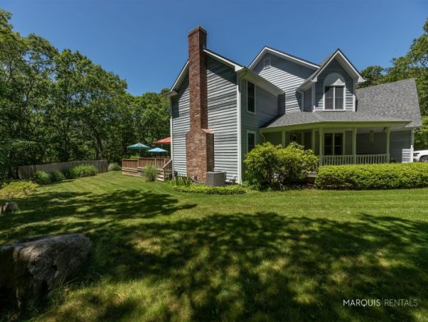 Hamptons Home 1020381
