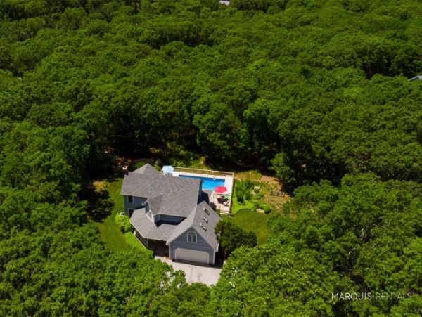 Hamptons Home 1020381
