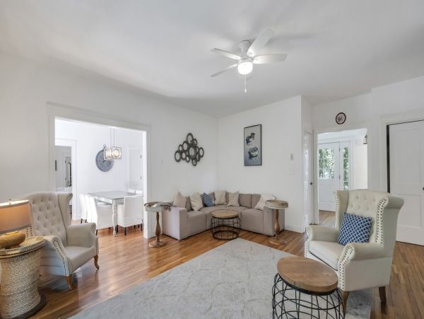 Southampton Luxury Vacation Rental - Hamptons Home with Pool & Spa