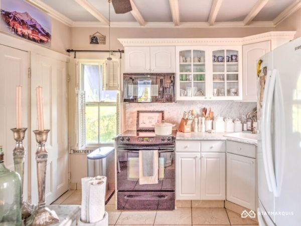 Hamptons Home 1020385