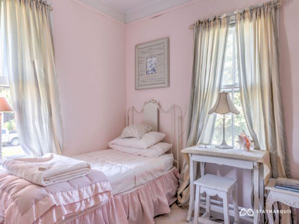 Hamptons Home 1020385