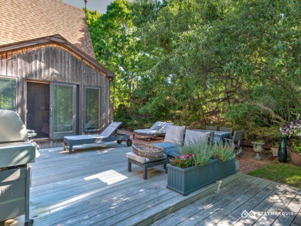 Hamptons Home 1020386