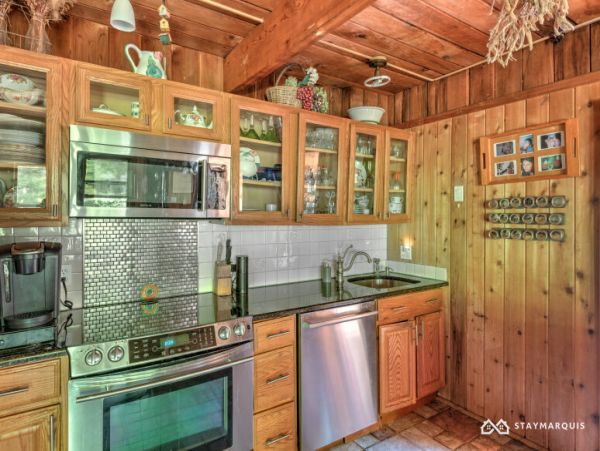 Hamptons Home 1020386