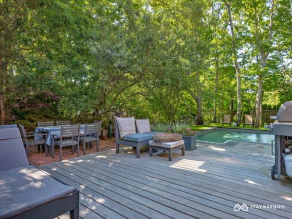 Hamptons Home 1020386